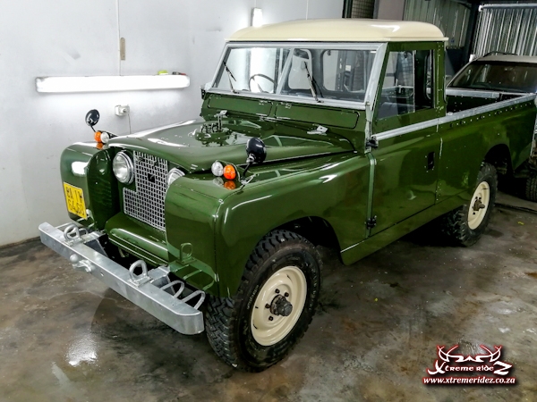 Land Rover 